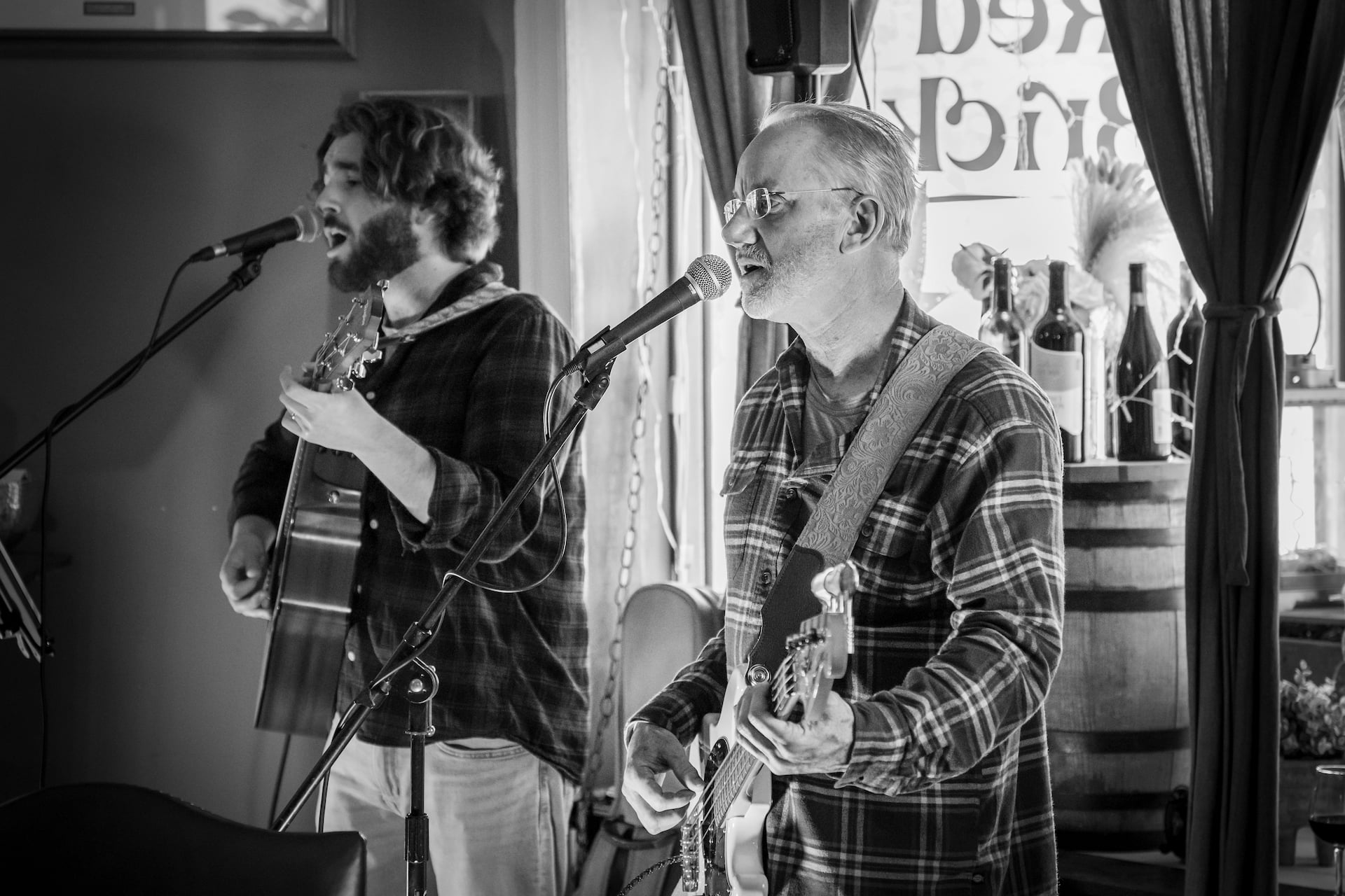 The Wandering Groove live